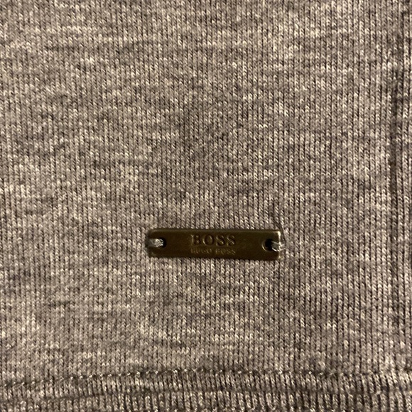 Hugo Boss Slimfit size L Shirt long 25” bust 38/40” excellent condition - Picture 8 of 16